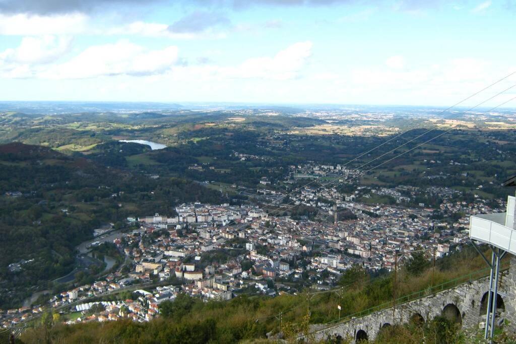 شقة Duplex At The Foothills Of The Pyrenees Geu المظهر الخارجي الصورة